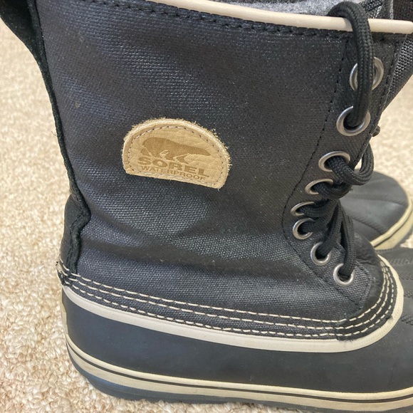 Sorel Insulated Boots - Picture 5 of 7